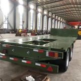 Care sunt lățimile comune ale semiremorcilor cu platformă joasă?